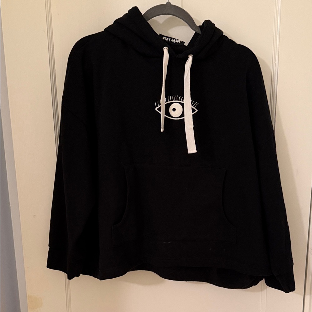 Black Eye Graphic Hoodie Sweatshirt